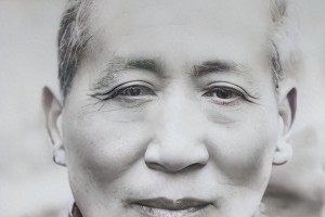 乐鱼体育官网-地主恶霸刘文彩：子孙众多，后代回来祭拜，光饭菜就准备了200席